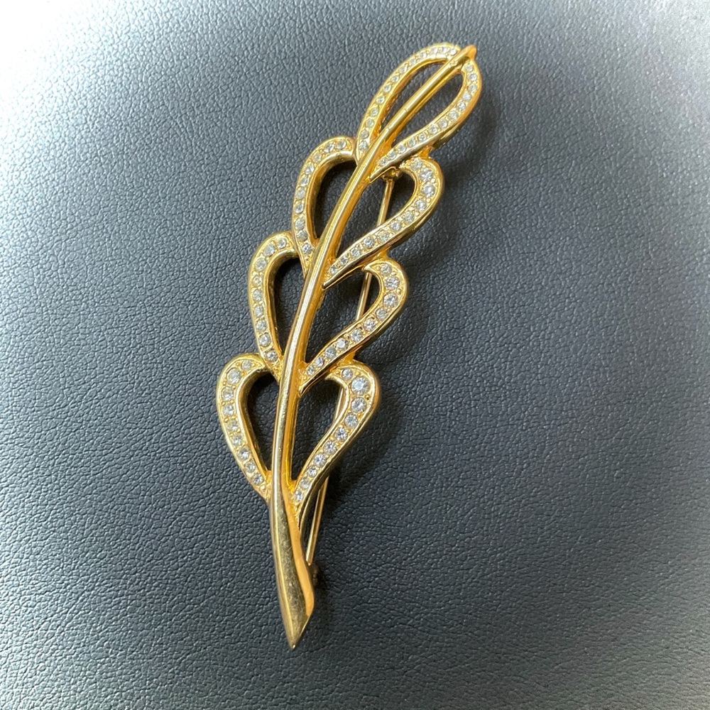Large 3” Vintage NAPIER Sparkly Gold-Tone Rhinestone LEAF HEARTS BROOCH Signed